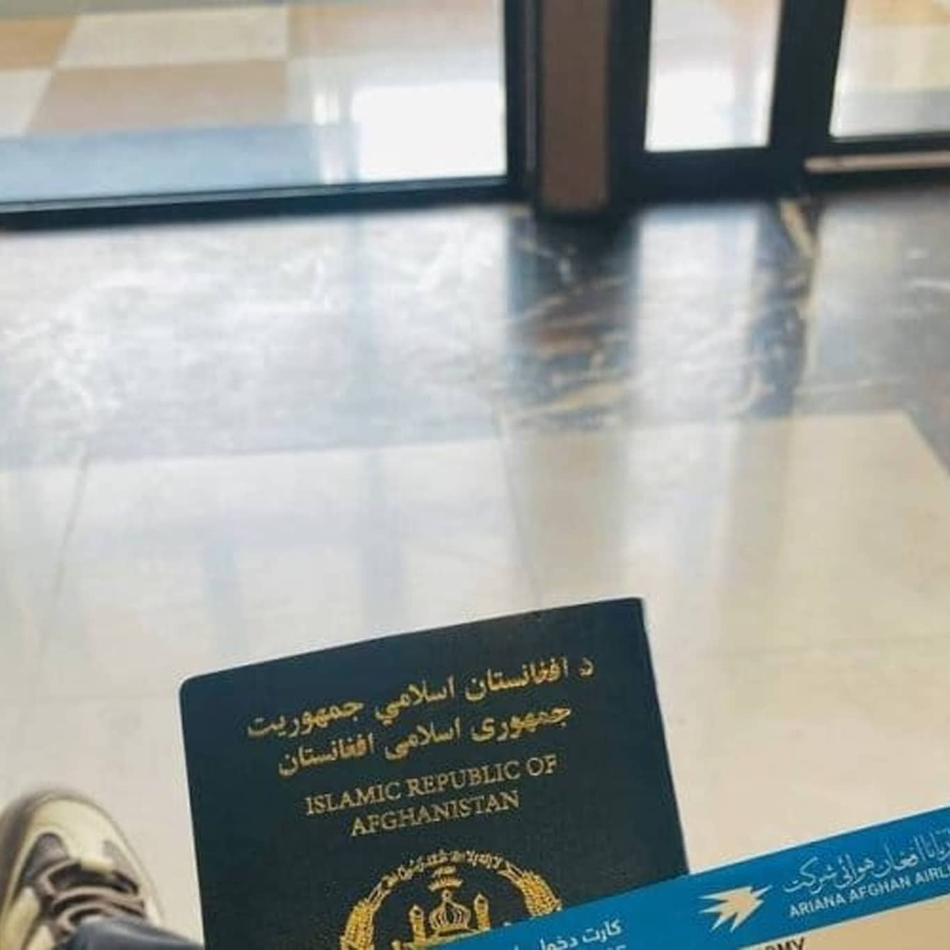 در حال حاضر در حال تماشای این مورد هستید غربت تنهاترت میکند